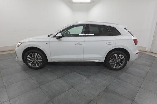 2024 Audi Q5 45 S line Premium