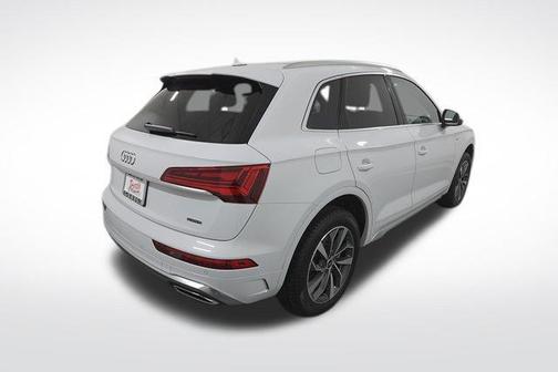 2024 Audi Q5 45 S line Premium