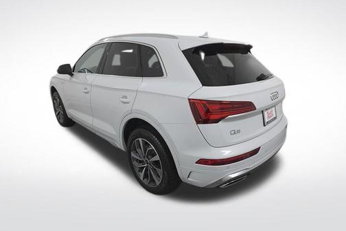 2024 Audi Q5 45 S line Premium