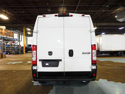 Bright White 2023 RAM ProMaster 2500 High Roof