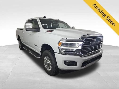 Bright White Clearcoat 2024 RAM 2500 Laramie Crew Cab 4x4 6'4' Box