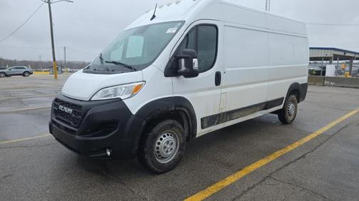 Bright White Clearcoat 2024 RAM ProMaster 2500 Tradesman