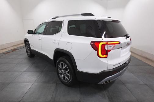 2023 GMC Acadia FWD SLT