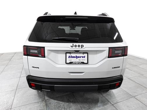 Bright White Clearcoat 2026 Jeep Cherokee Laredo