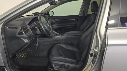 2024 Toyota Camry Hybrid SE