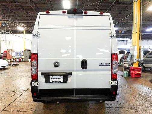 Bright White Clearcoat 2025 RAM ProMaster 2500 Tradesman