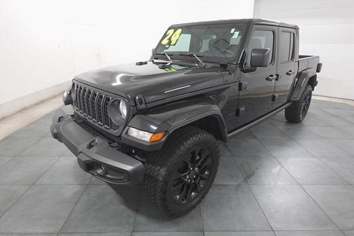 2024 Jeep Gladiator Nighthawk
