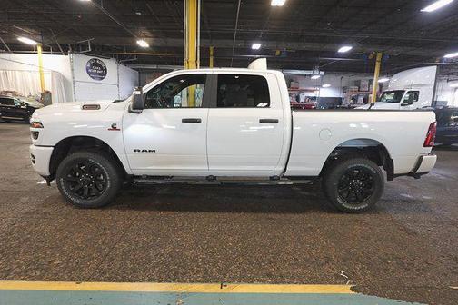 2025 RAM 2500 Big Horn Crew Cab 4x4 6'4' Box