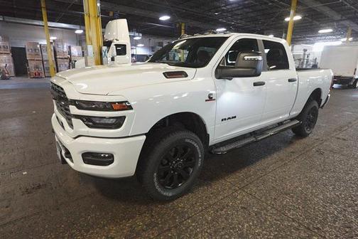 2025 RAM 2500 Big Horn Crew Cab 4x4 6'4' Box