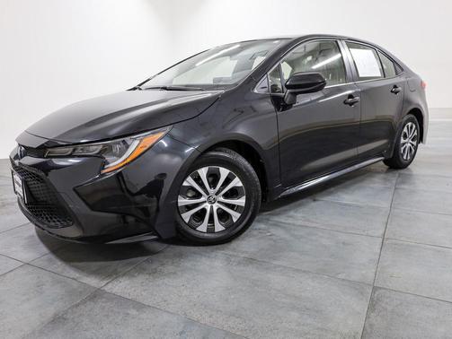 2022 Toyota Corolla Hybrid LE