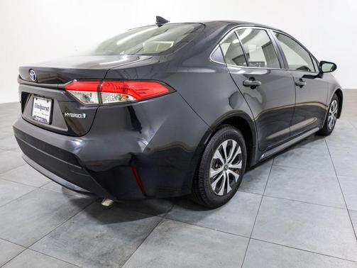 2022 Toyota Corolla Hybrid LE