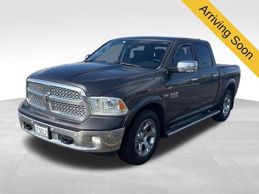 Granite Crystal Metallic Clearcoat 2015 RAM 1500 Laramie
