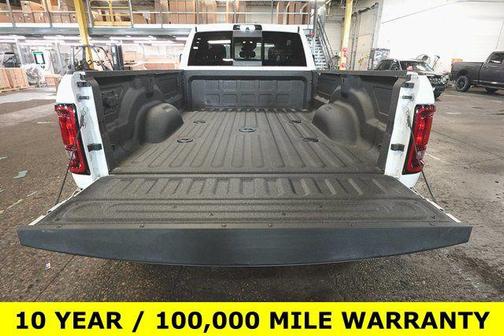 2026 RAM 3500 Tradesman Crew Cab 4x4 8' Box