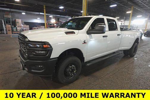 2026 RAM 3500 Tradesman Crew Cab 4x4 8' Box