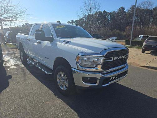 2023 RAM 2500 Big Horn Crew Cab 4x4 6'4' Box