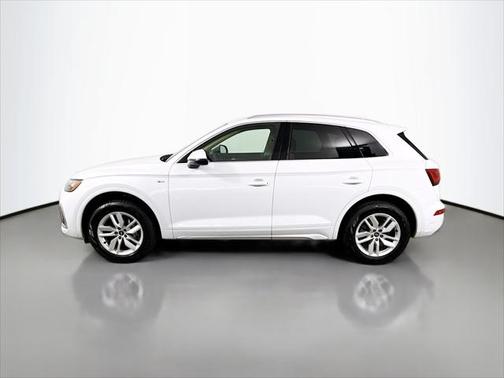 2022 Audi Q5 Premium 45 TFSI S line quattro S tronic