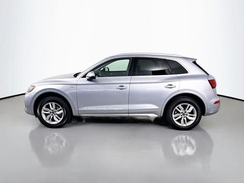 Florett Silver Metallic 2023 Audi Q5 45 S line Premium