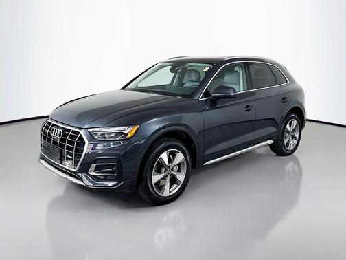 2023 Audi Q5 40 Premium Plus