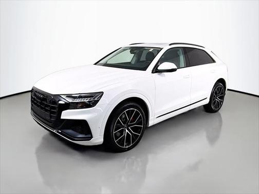 2023 Audi Q8 Premium Plus 55 TFSI quattro Tiptronic