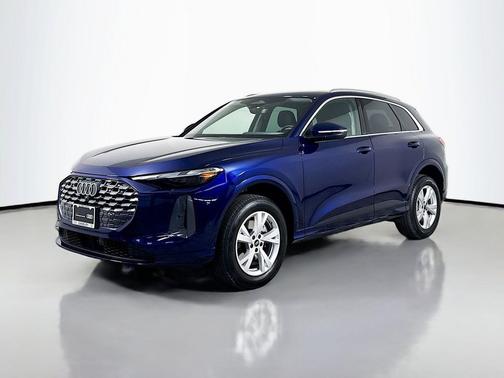 2025 Audi Q5 Premium TFSI quattro S tronic