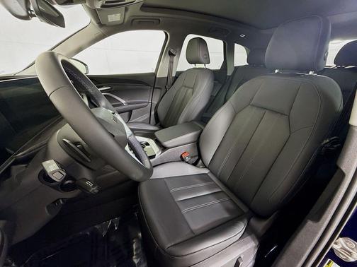 2025 Audi Q5 Premium TFSI quattro S tronic