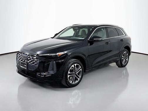 2025 Audi Q5 Premium Plus TFSI quattro S tronic