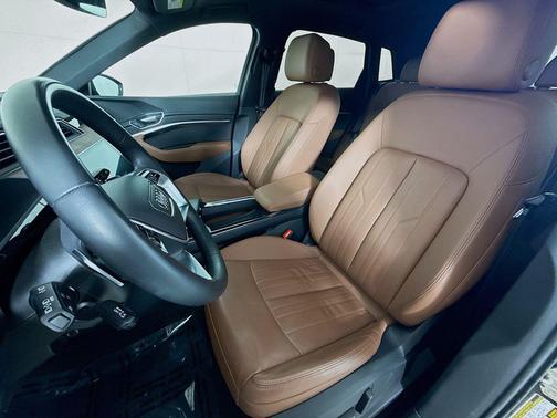 2023 Audi e-tron Premium quattro