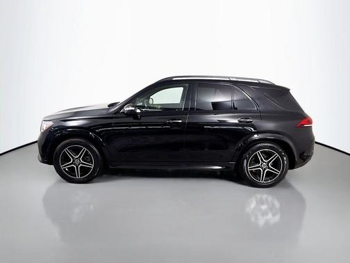 Obsidian Black Metallic 2021 Mercedes-Benz GLE 450 4MATIC