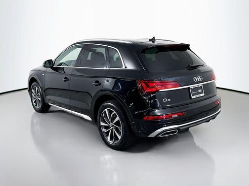 2023 Audi Q5 45 S line Premium
