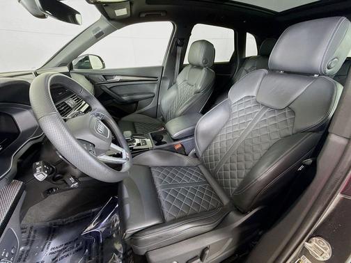 2025 Audi SQ5 3.0T Premium Plus