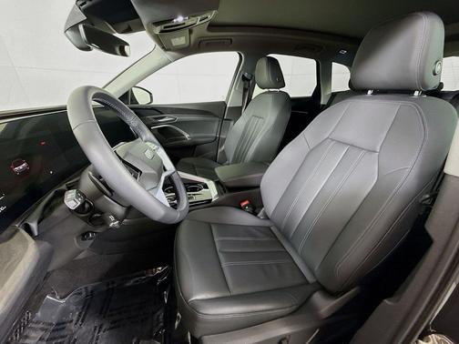 2025 Audi Q5 Premium TFSI quattro S tronic