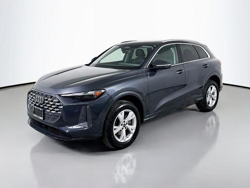 2025 Audi Q5 Premium TFSI quattro S tronic