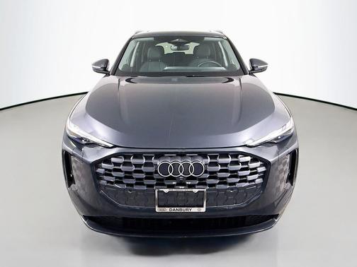 2025 Audi Q5 Premium TFSI quattro S tronic