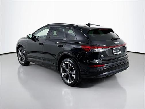 2024 Audi Q4 e-tron Premium Plus 50 quattro