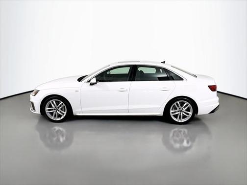 2024 Audi A4 Premium Plus 45 TFSI S line quattro S tronic