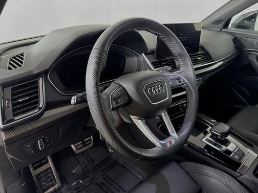 2023 Audi SQ5 3.0T Premium Plus