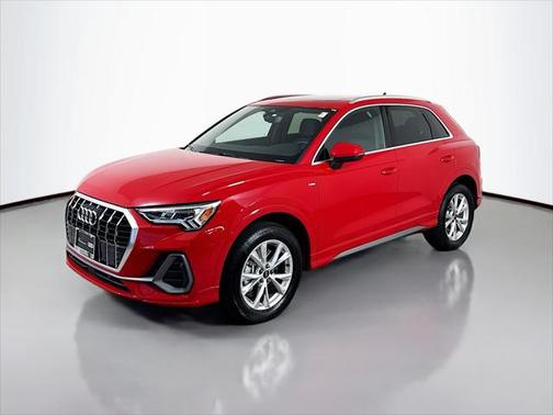 2025 Audi Q3 Premium 45 TFSI S line quattro Tiptronic