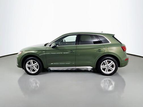 District Green Metallic 2023 Audi Q5 e 55 S line Premium Plus