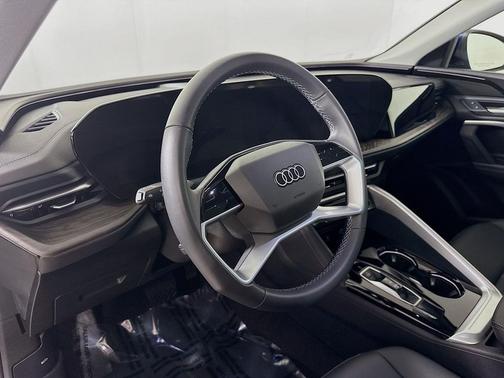 Navarra Blue Metallic 2025 Audi Q5 Premium TFSI quattro S tronic