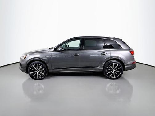 2023 Audi Q7 55 Premium Plus