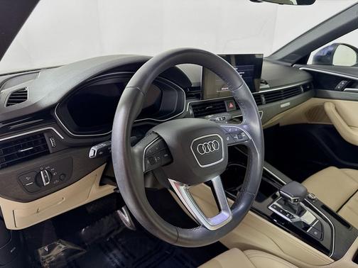 2023 Audi A4 45 S line Premium Plus