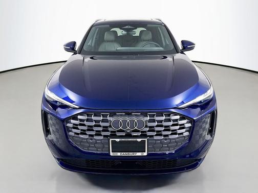 2025 Audi Q5 Premium TFSI quattro S tronic