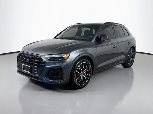 Daytona Gray Pearl Effect 2021 Audi SQ5 3.0T Prestige SUV