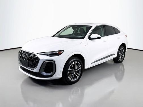 Glacier White Metallic 2025 Audi Q5 Premium TFSI quattro S tronic