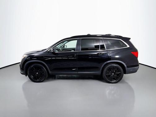 Crystal Black Pearl 2021 Honda Pilot AWD Special Edition