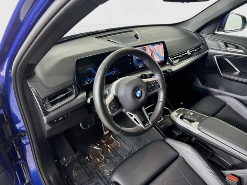 Portimao Blue Metallic 2026 BMW X1 xDrive28i