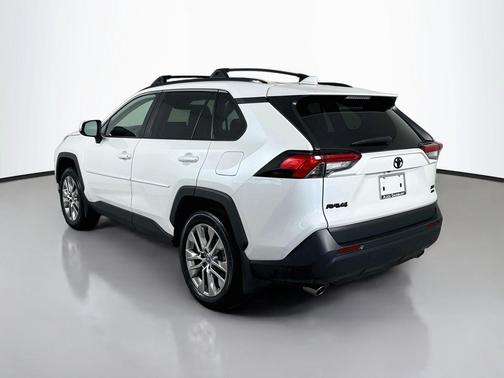 Pearl 2023 Toyota RAV4 XLE Premium