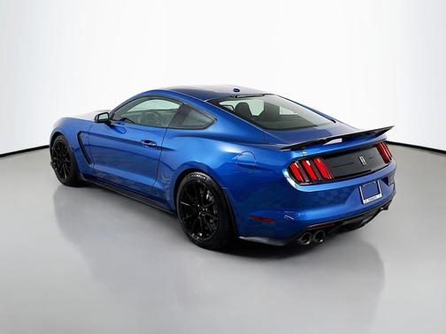2019 Ford Shelby GT350 Base