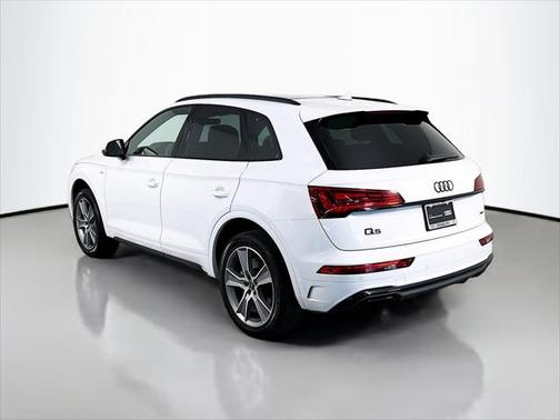 2025 Audi Q5 Premium 45 TFSI S line quattro