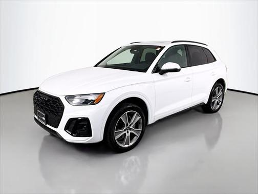 2025 Audi Q5 Premium 45 TFSI S line quattro